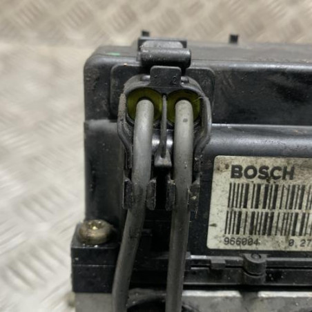 Bloc ABS (freins anti-blocage) RENAULT CLIO 2 Photo n°1