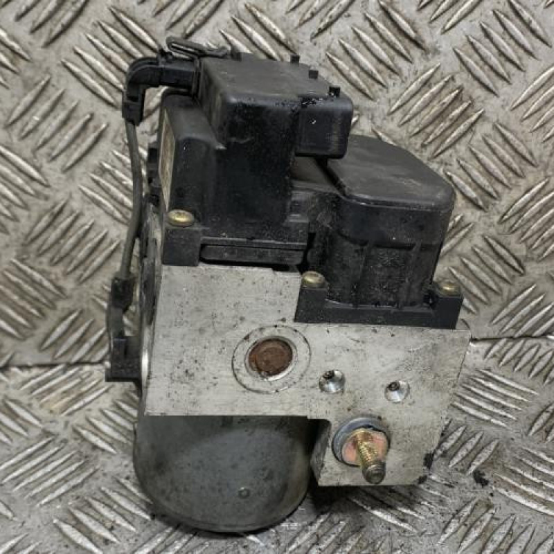 Bloc ABS (freins anti-blocage) RENAULT CLIO 2 Photo n°3