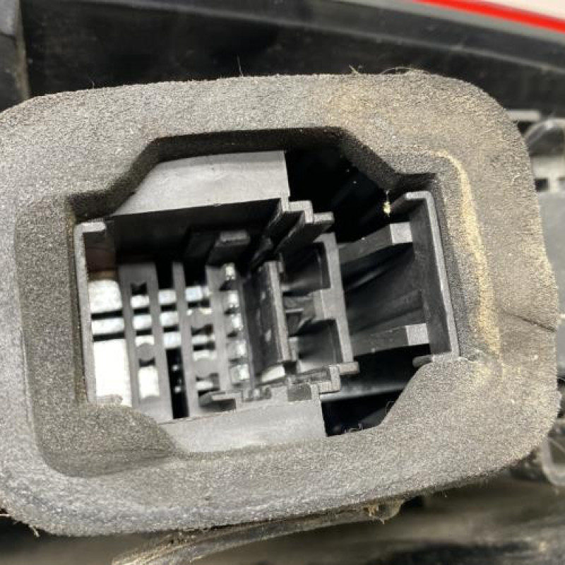 Feu arriere principal droit (feux) RENAULT ESPACE 4 Photo n°2