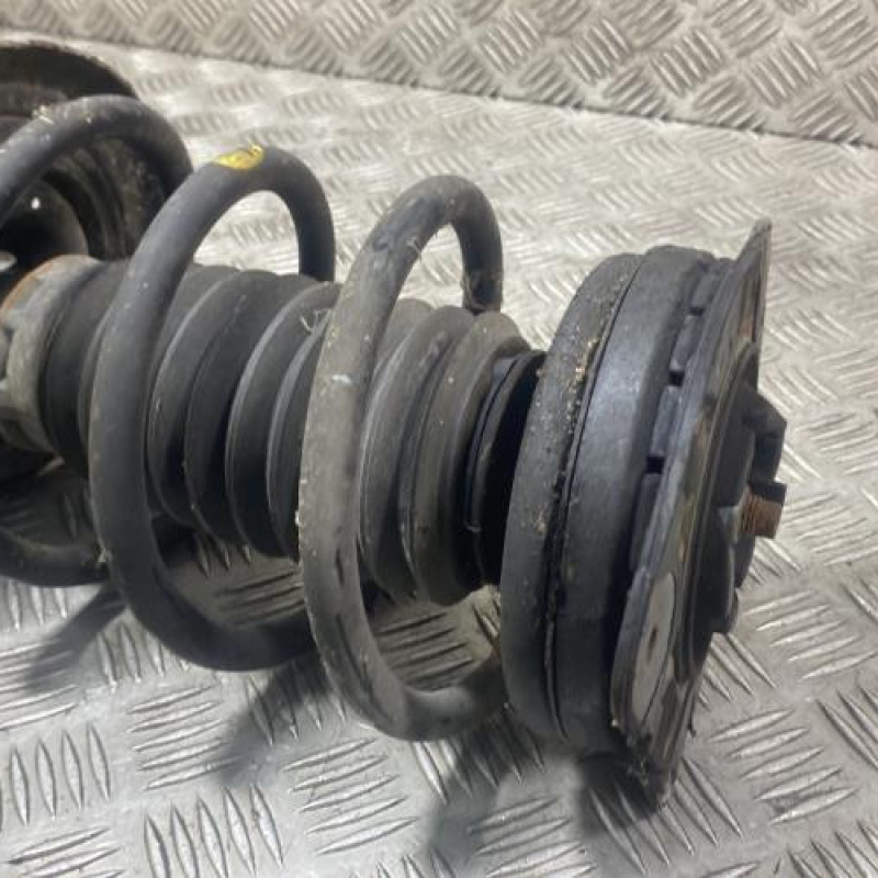 Amortisseur avant gauche RENAULT LAGUNA 3 Photo n°4