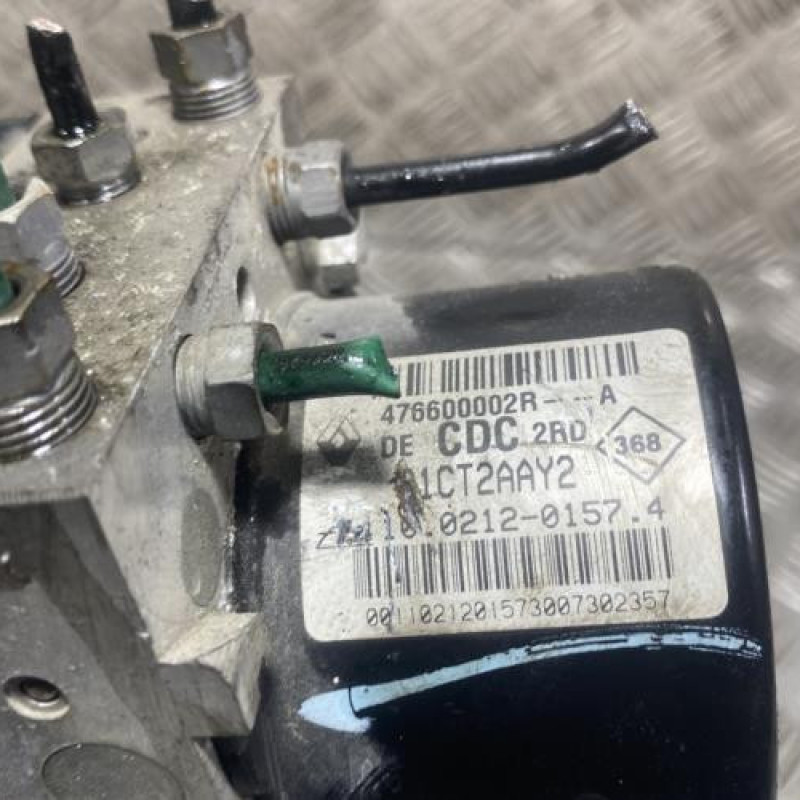 Bloc ABS (freins anti-blocage) RENAULT LAGUNA 3 Photo n°8