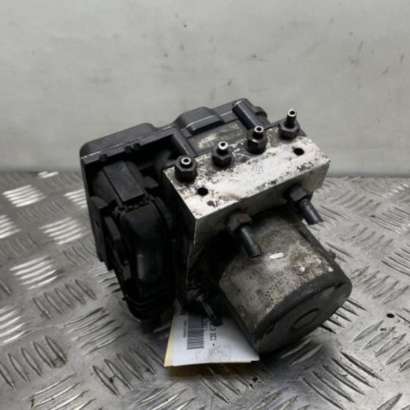 Bloc ABS (freins anti-blocage) RENAULT MASTER 3 Photo n°2