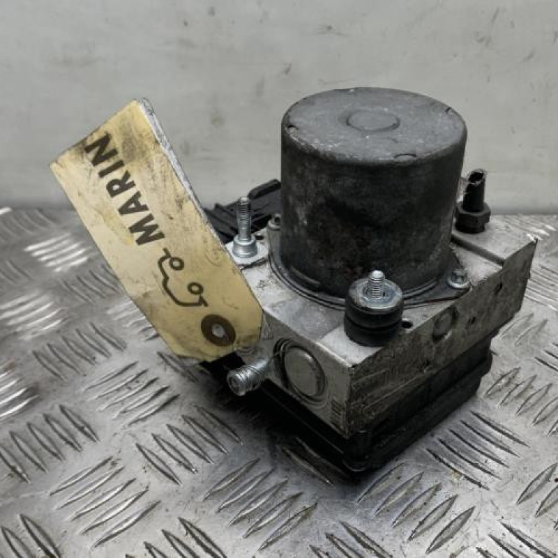 Bloc ABS (freins anti-blocage) RENAULT MASTER 3 Photo n°4