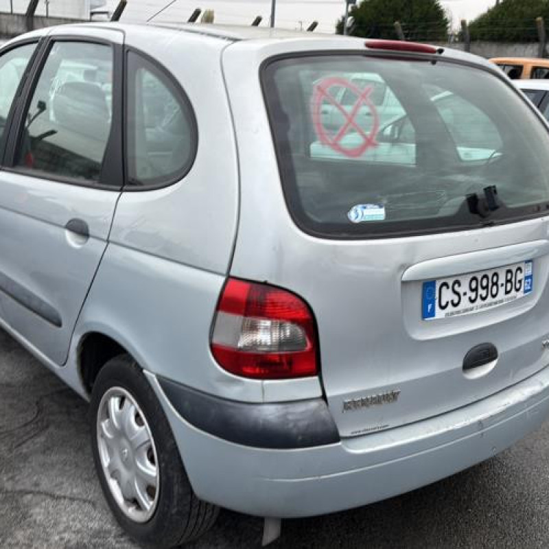 Anti brouillard gauche (feux) RENAULT SCENIC 1 Photo n°7