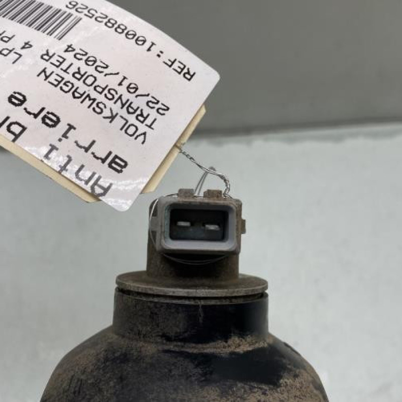 Anti brouillard arriere gauche VOLKSWAGEN TRANSPORTER 4 Photo n°4