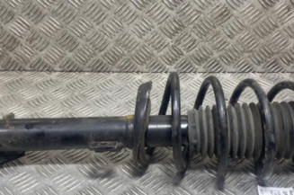 Amortisseur avant gauche FORD FIESTA 5 Photo n°1