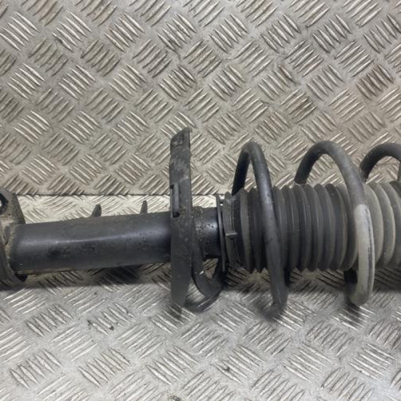 Amortisseur avant gauche MERCEDES CLASSE A 176 Photo n°1