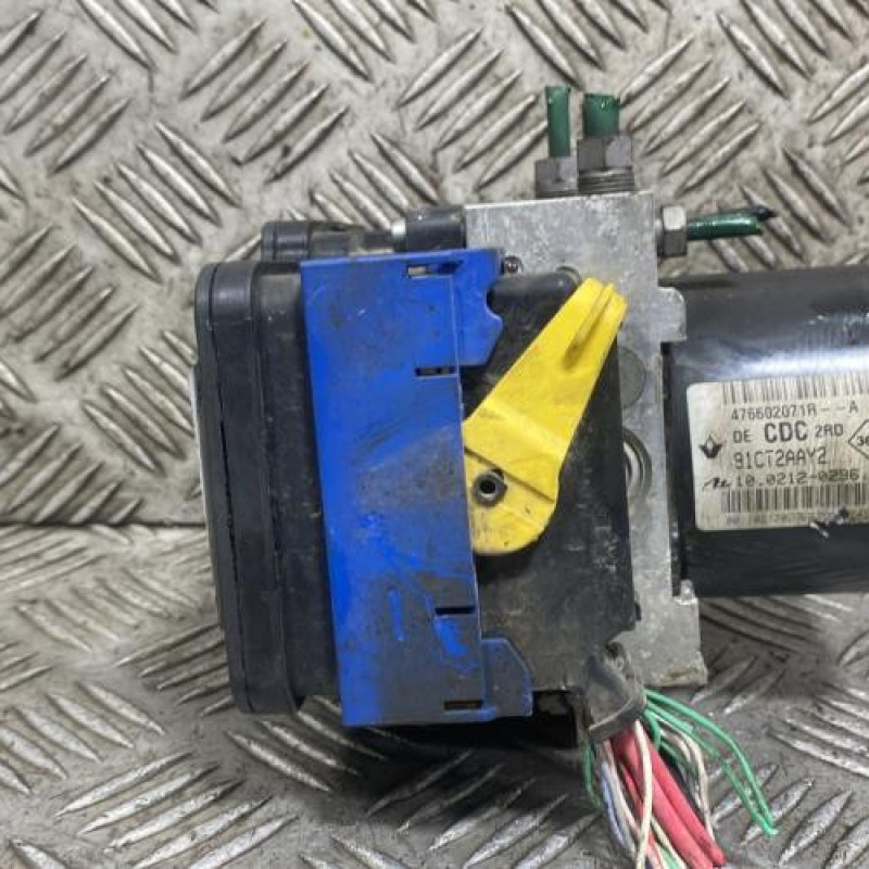 Bloc ABS (freins anti-blocage) RENAULT LAGUNA 3 Photo n°1