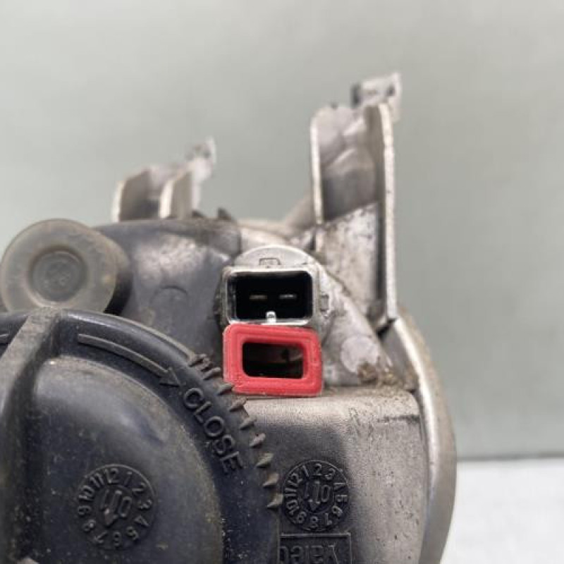 Anti brouillard droit (feux) PEUGEOT 206 Photo n°3