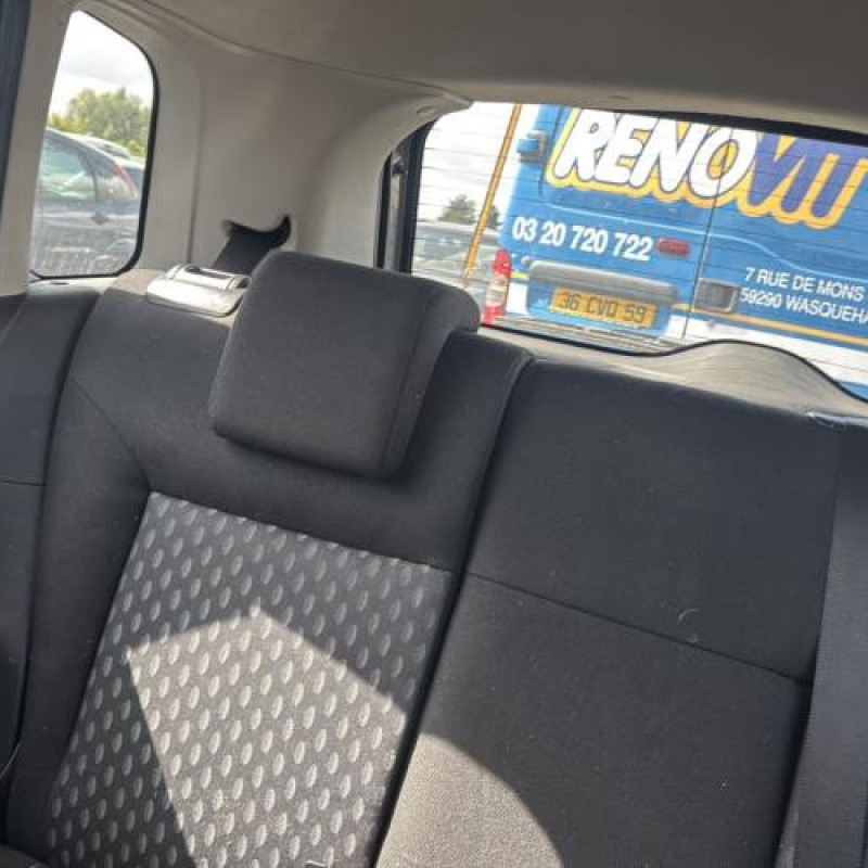 Anti brouillard droit (feux) FORD FIESTA 5 Photo n°19