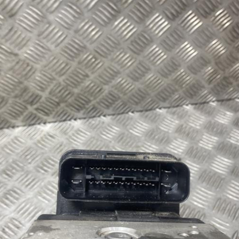 Bloc ABS (freins anti-blocage) RENAULT SCENIC 3 Photo n°6