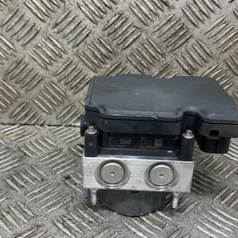 Bloc ABS (freins anti-blocage) RENAULT CAPTUR 1 Photo n°1