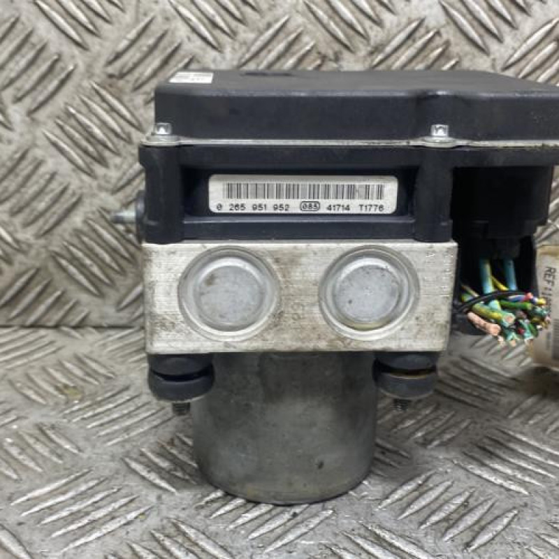 Bloc ABS (freins anti-blocage) PEUGEOT PARTNER 2 Photo n°7