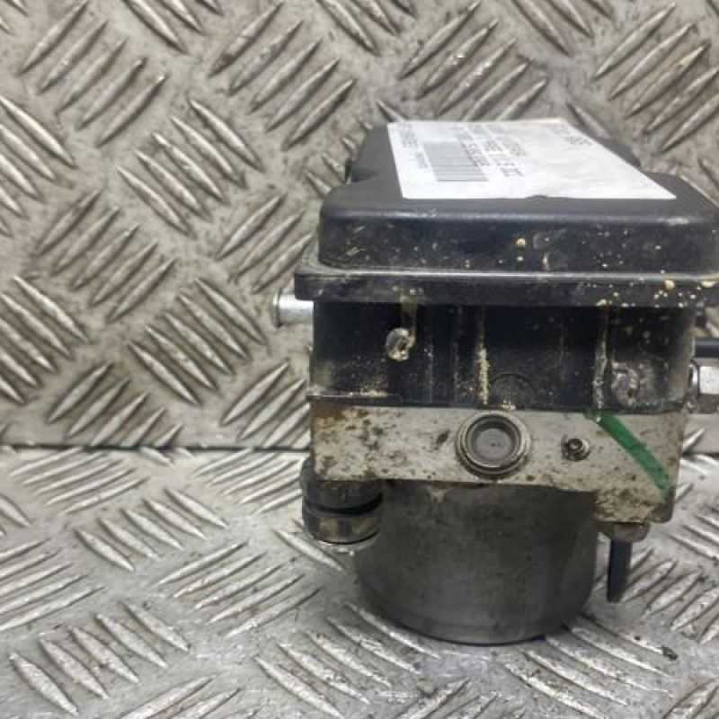 Bloc ABS (freins anti-blocage) NISSAN QASHQAI 1 Photo n°3