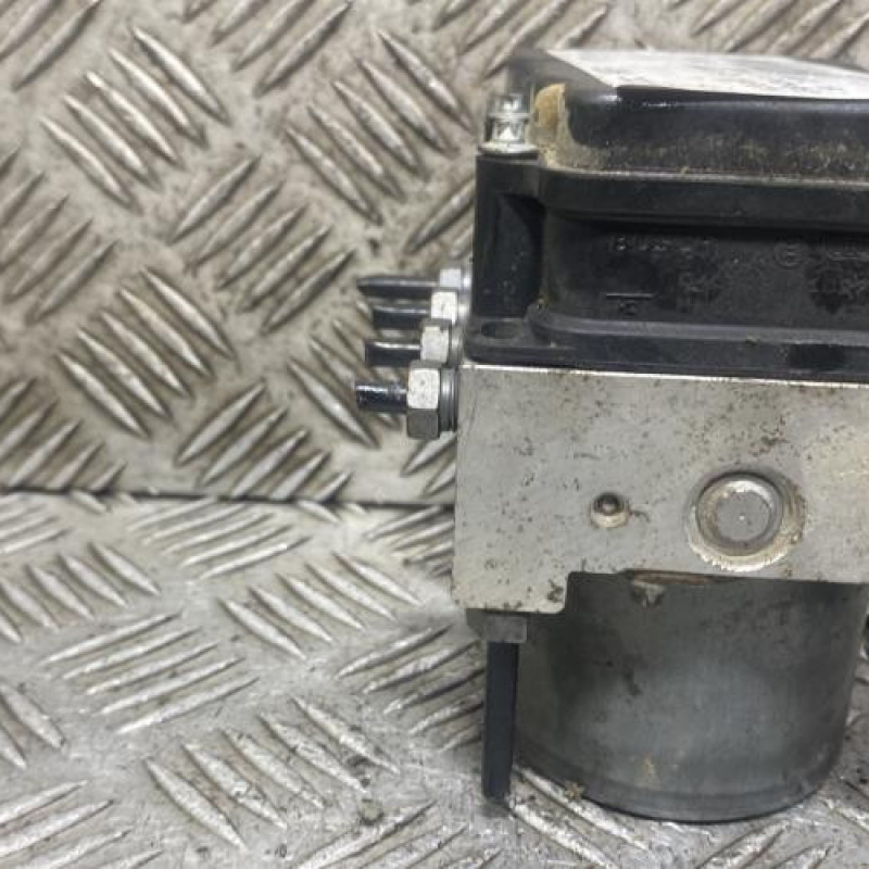 Bloc ABS (freins anti-blocage) NISSAN QASHQAI 1 Photo n°7