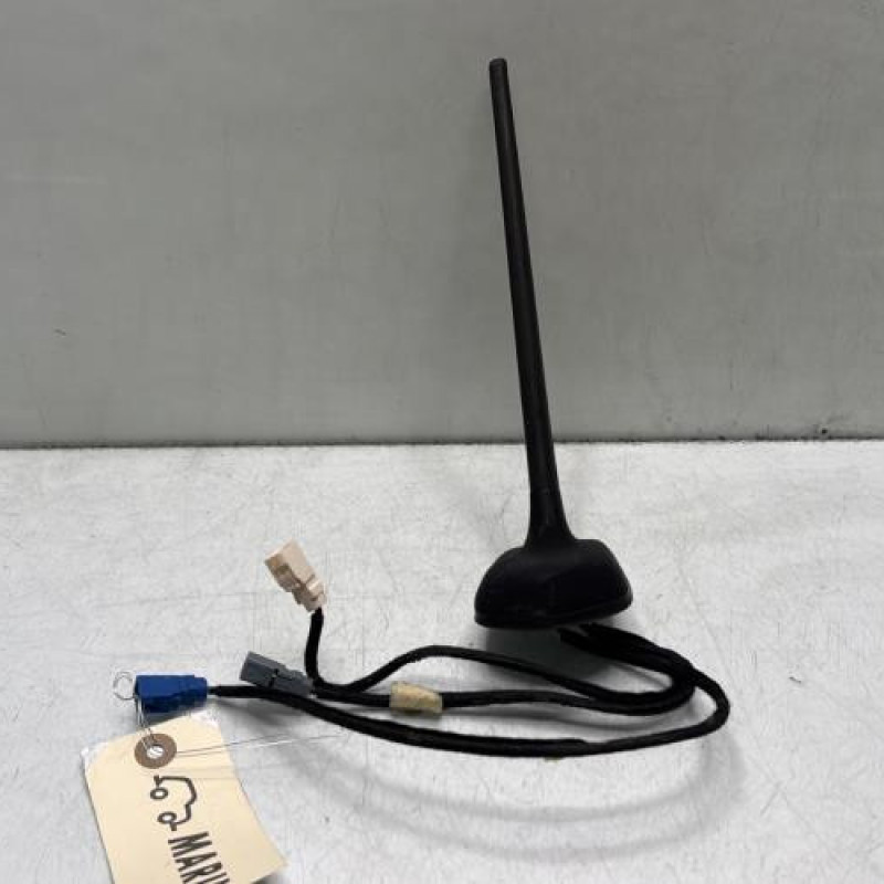 Antenne ALFA ROMEO GIULIETTA 2 Photo n°1