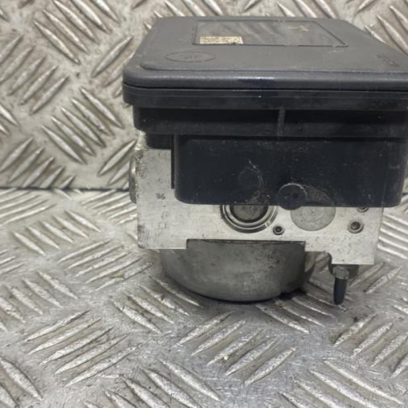 Bloc ABS (freins anti-blocage) ALFA ROMEO GIULIETTA 2 Photo n°2