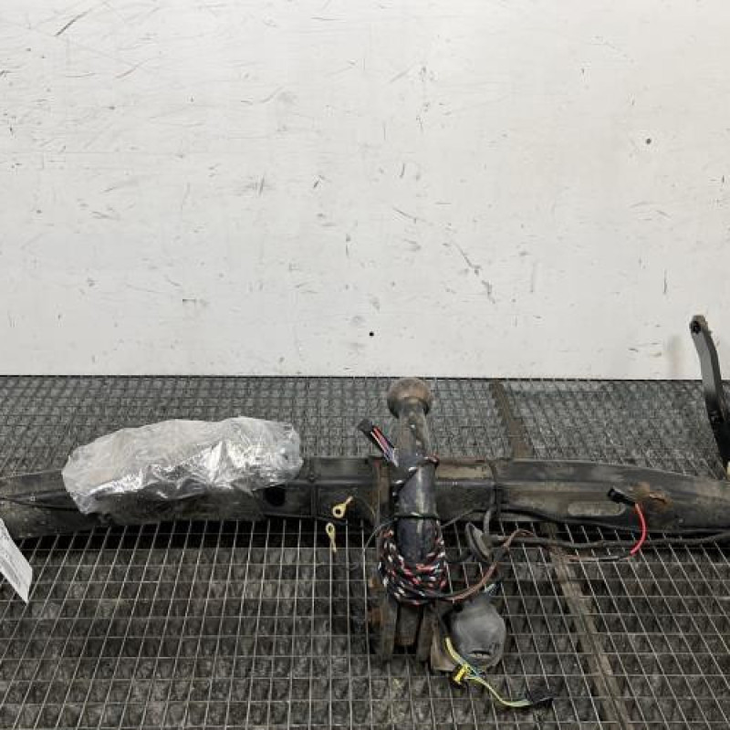 Attelage (boule de remorquage) RENAULT GRAND SCENIC 3 Photo n°1