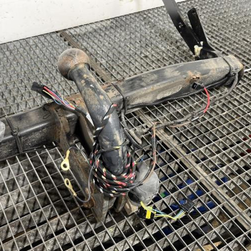 Attelage (boule de remorquage) RENAULT GRAND SCENIC 3 Photo n°4