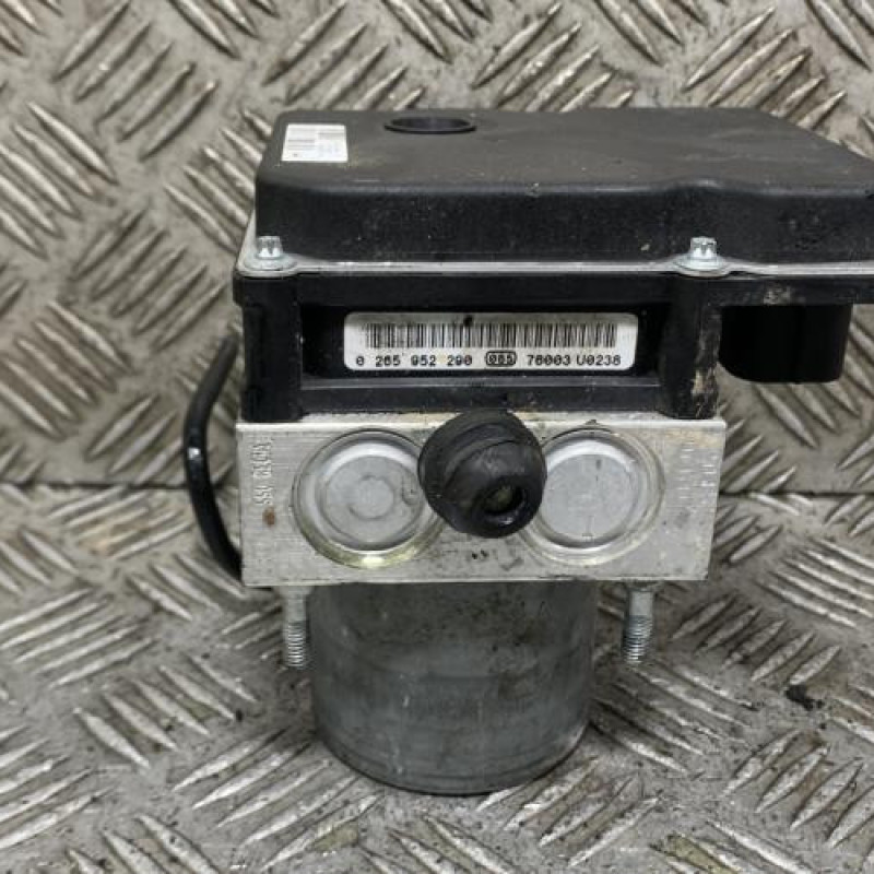 Bloc ABS (freins anti-blocage) DS DS5 Photo n°5