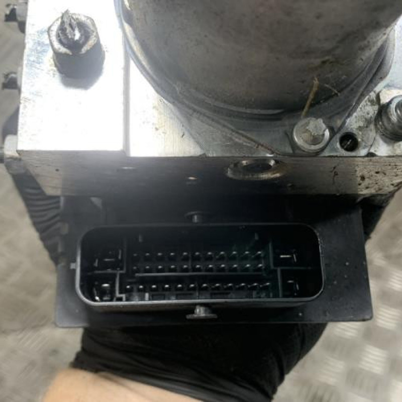 Bloc ABS (freins anti-blocage) DS DS5 Photo n°8