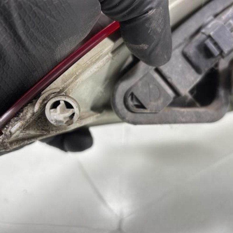 Feu arriere principal droit (feux) RENAULT LAGUNA 3 Photo n°5