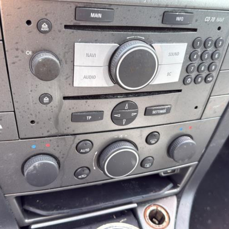 Anti brouillard gauche (feux) OPEL SIGNUM Photo n°19