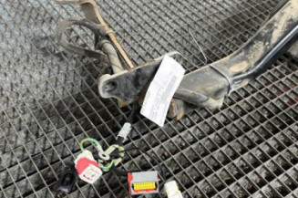 Attelage (boule de remorquage) PEUGEOT 5008 1