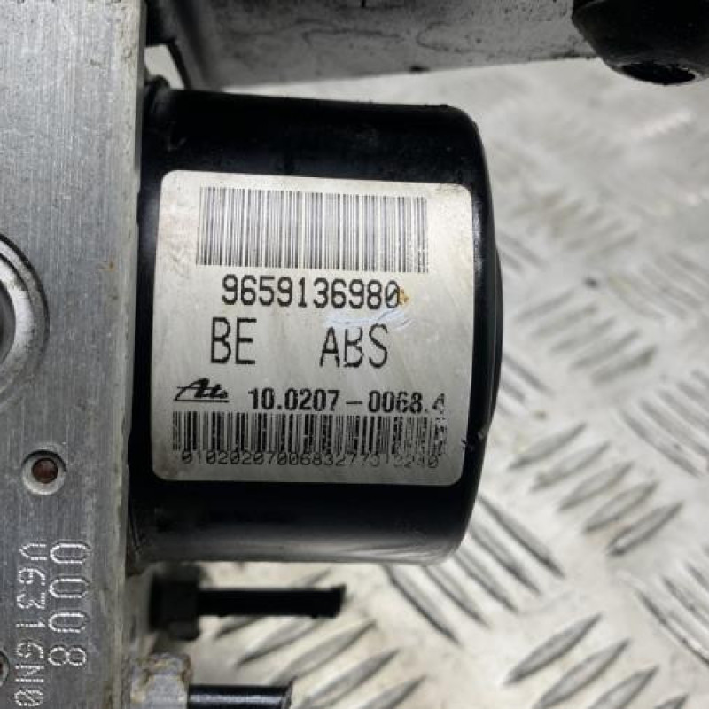 Bloc ABS (freins anti-blocage) PEUGEOT 206 Photo n°4