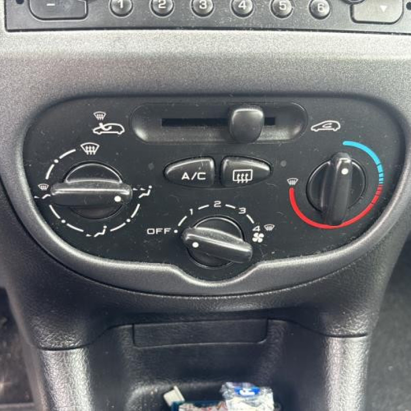 Bloc ABS (freins anti-blocage) PEUGEOT 206 Photo n°18