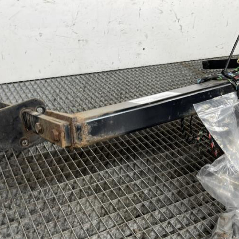 Attelage (boule de remorquage) RENAULT LATITUDE Photo n°2