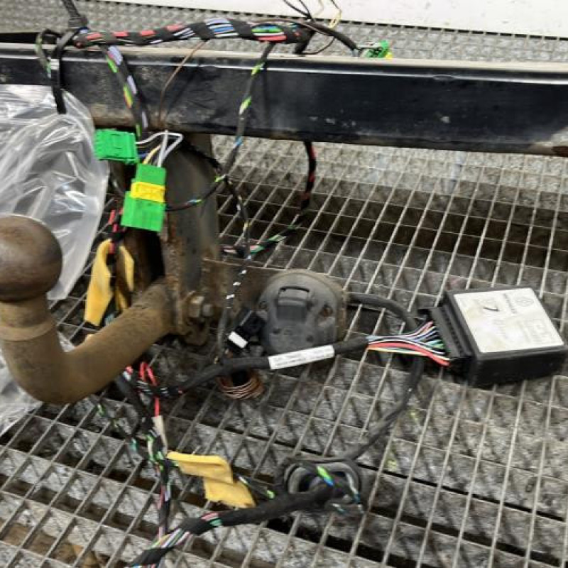 Attelage (boule de remorquage) RENAULT LATITUDE Photo n°4