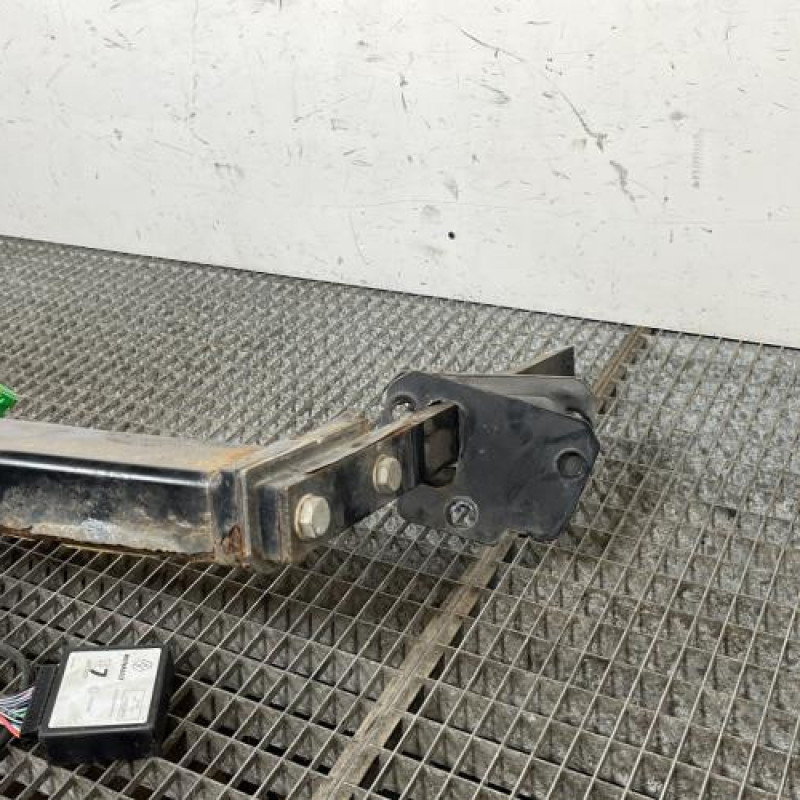 Attelage (boule de remorquage) RENAULT LATITUDE Photo n°5