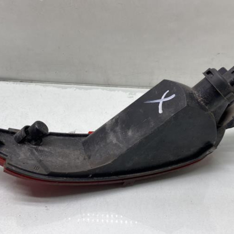 Anti brouillard arriere gauche FORD FIESTA 6 Photo n°4