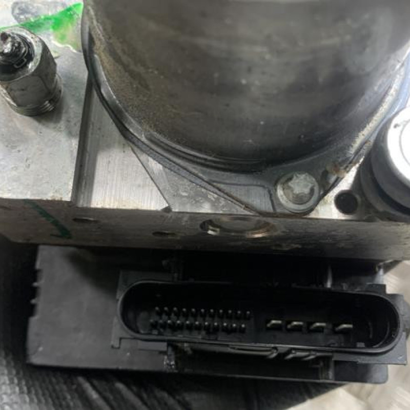 Bloc ABS (freins anti-blocage) NISSAN QASHQAI 1 Photo n°8