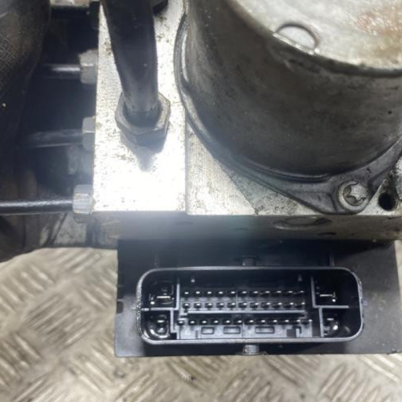 Bloc ABS (freins anti-blocage) PEUGEOT PARTNER 2 Photo n°4