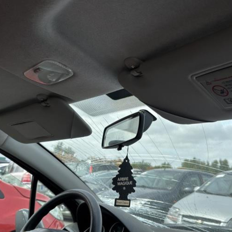 Boite a gants PEUGEOT 207 Photo n°17