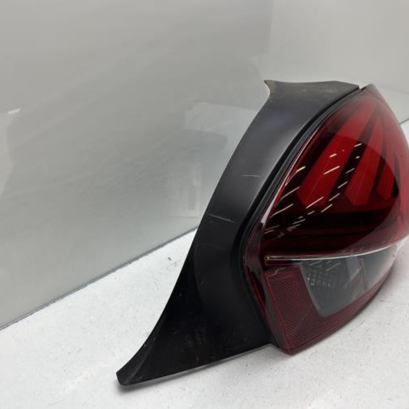 Feu arriere principal droit (feux) PEUGEOT 208 1 Photo n°3