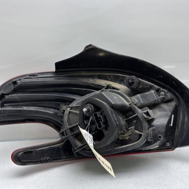 Feu arriere principal droit (feux) PEUGEOT 208 1 Photo n°5