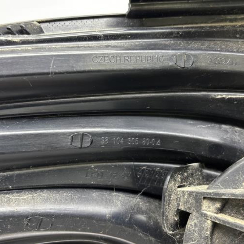 Feu arriere principal droit (feux) PEUGEOT 208 1 Photo n°7