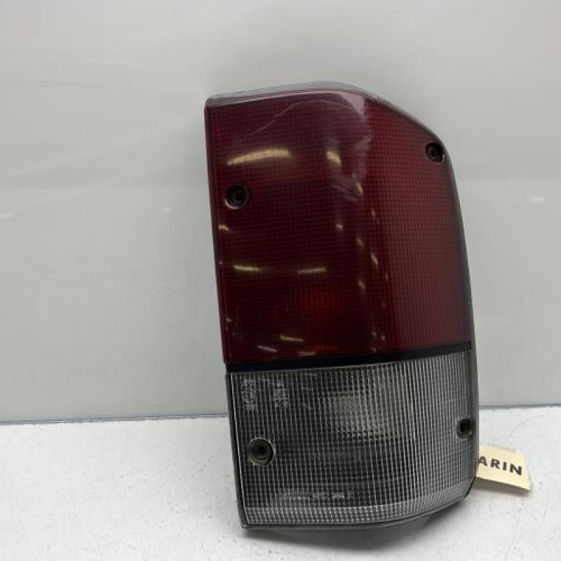 Feu arriere principal droit (feux) NISSAN PATROL 1 Photo n°1