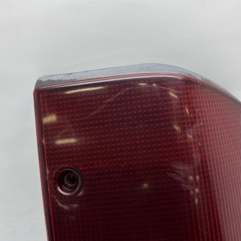 Feu arriere principal droit (feux) NISSAN PATROL 1 Photo n°2