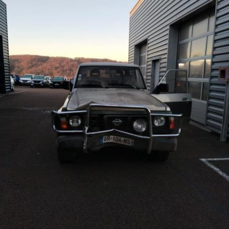 Feu arriere principal droit (feux) NISSAN PATROL 1 Photo n°9