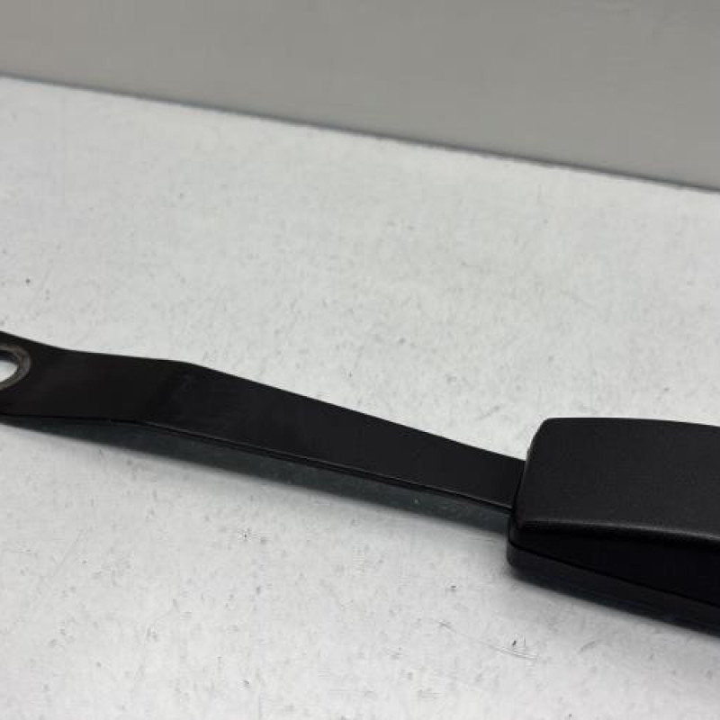 Attache ceinture avant gauche TOYOTA YARIS 1 Photo n°1