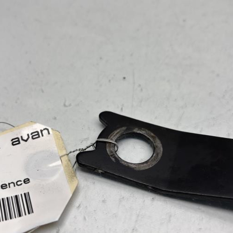 Attache ceinture avant gauche TOYOTA YARIS 1 Photo n°2