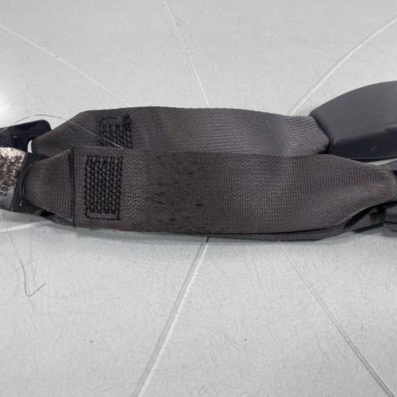 Attache ceinture arriere gauche HYUNDAI TUCSON 1 Photo n°2