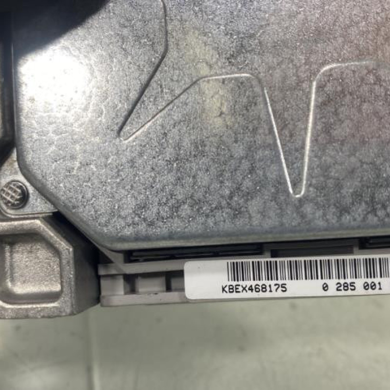 Boitier air bag RENAULT CLIO 2 Photo n°4