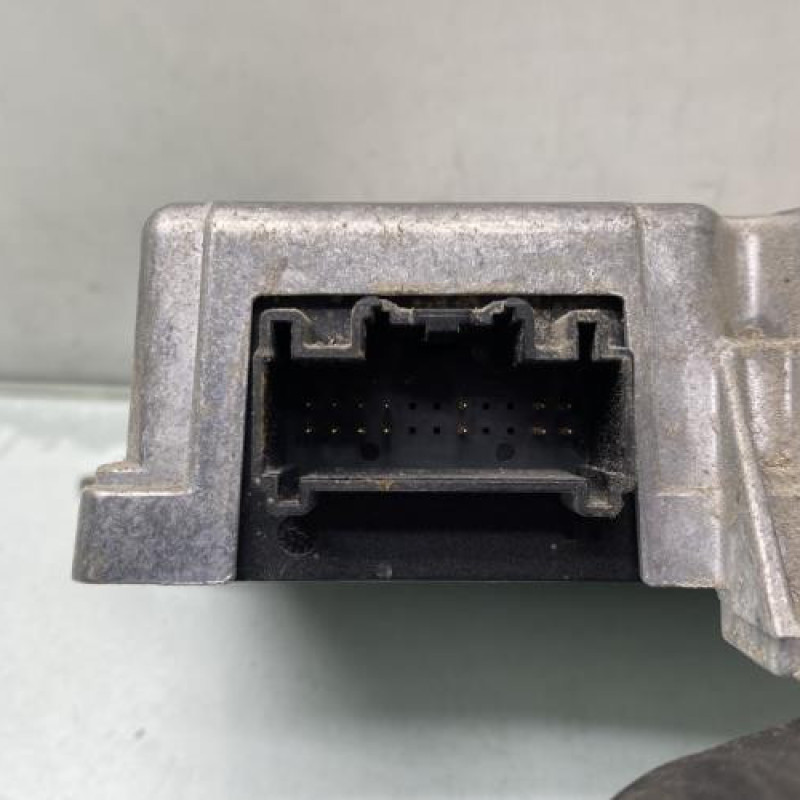 Boitier air bag RENAULT MASTER 3 Photo n°3