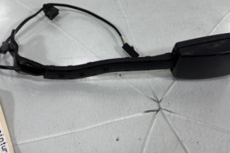 Attache ceinture avant droit VOLKSWAGEN GOLF 5 Photo n°1