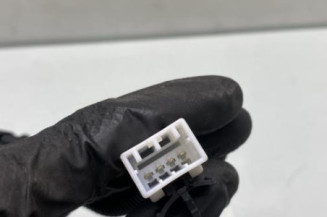 Attache ceinture arriere droit HYUNDAI I 10 2